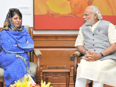BJP dumps PDP: As one 'unholy' alliance collapses in Jammu and Kashmir, another totters along in Karnataka BJP dumps PDP: As one 'unholy' alliance collapses in Jammu and Kashmir, another totters along in Karnataka