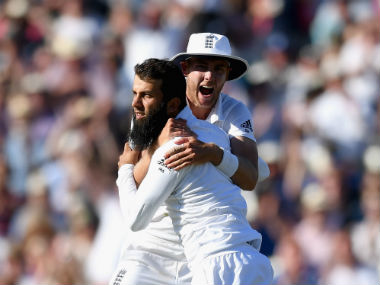 England thump Pakistan on final day of Edgbaston Test to gain 2-1 series lead England thump Pakistan on final day of Edgbaston Test to gain 2-1 series lead