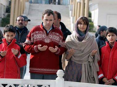 Delhi HC asks Omar Abdullah's estranged wife, Payal Abdullah to 'gracefully' vacate govt bungalow