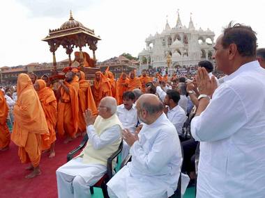 Pramukh Swami Maharaj cremated in Sarangpur as national leaders pay respect Pramukh Swami Maharaj cremated in Sarangpur as national leaders pay respect