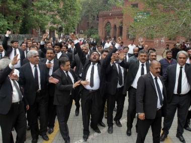 Quetta blast: Pakistans lawyers boycott courts protesting attack