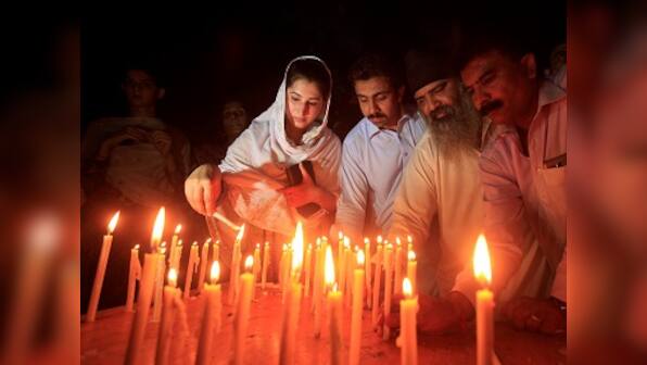 Quetta hospital attack: Both Islamic State and Taliban faction Jamaat-ul-Ahrar claim responsibility