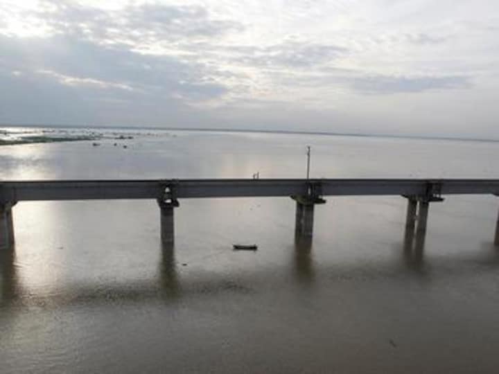 Uttarakhand HC verdict giving 'living status' to river Ganga pits human interest against nature