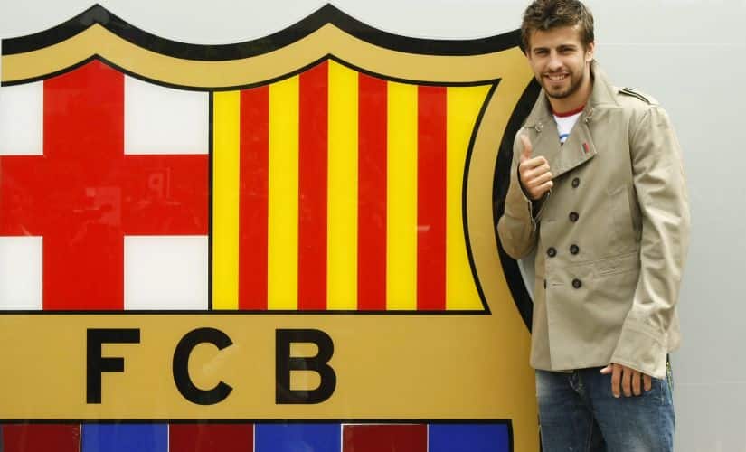 Gerard Pique in front of the Barcelona office after signing a contract . in 2008. Reuters