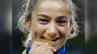 Rio Olympics 2016: Kosovo wins first-ever medal as Majlinda Kelmendi clinches historic gold