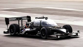Roborace unveils first autonomous racecar, the DevBot