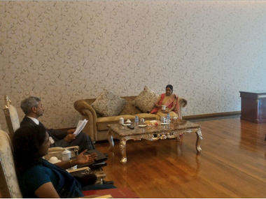 Sushma Swaraj in Myanmar; holds talks with Aung San Suu Kyi, President U Htin Kyaw Sushma Swaraj in Myanmar; holds talks with Aung San Suu Kyi, President U Htin Kyaw
