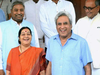 Sushma Swaraj's picture with her husband on Twitter will put a smile on your face Sushma Swaraj's picture with her husband on Twitter will put a smile on your face