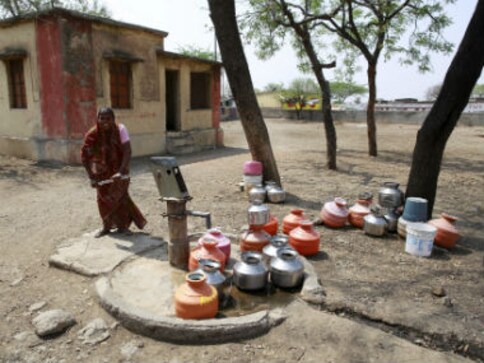 Women, girls across the world spend 200 million hours every day collecting water: Unicef Women, girls across the world spend 200 million hours every day collecting water: Unicef