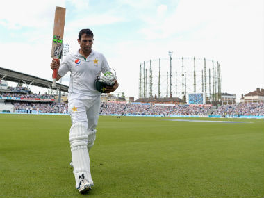 Younis Khan's double-ton boosts Pakistan's hopes of levelling Test series against England Younis Khan's double-ton boosts Pakistan's hopes of levelling Test series against England