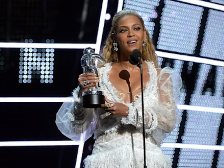 MTV VMA 2016: Beyoncé wins 21 awards, Drake is in love with Rihanna, Britney Spears is back