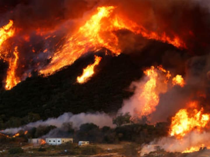 California wildfire: Residents refuse to evacuate despite fire danger