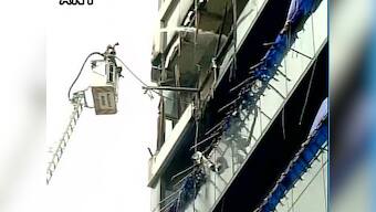 Mumbai: Fire breaks out in Bandra's Linking Road building; no casualties reported