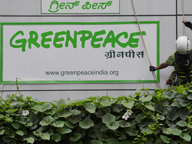 Delhi air quality improved due to meteorological factors, not by addressing 'source of pollution', says Greenpeace Delhi air quality improved due to meteorological factors, not by addressing 'source of pollution', says Greenpeace