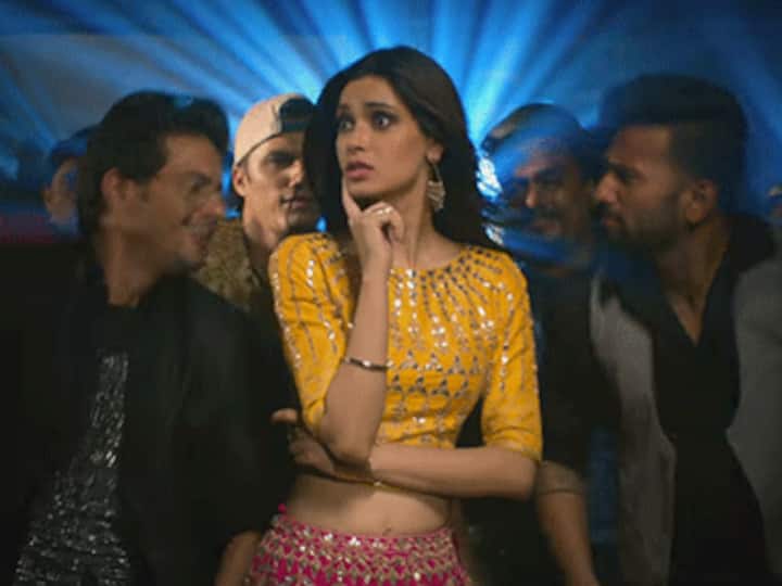 Gabru Ready To Mingle Hai: Happy Bhag Jayegi presents same old recipe for a party anthem