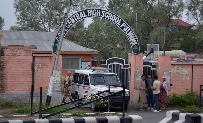 Schools in Kashmir turn into armed fortresses as students watch in muted horror Schools in Kashmir turn into armed fortresses as students watch in muted horror