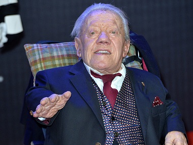 Kenny Baker, the heart and soul of R2-D2 from Star Wars, passes away Kenny Baker, the heart and soul of R2-D2 from Star Wars, passes away