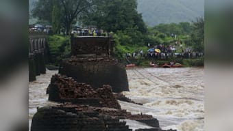 Mahad bridge collapse: Navy divers find wreckage of SUV in Savitri river