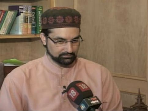 Kashmir unrest a 'political problem', talks should include Pakistan, says Mirwaiz Umar Farooq Kashmir unrest a 'political problem', talks should include Pakistan, says Mirwaiz Umar Farooq