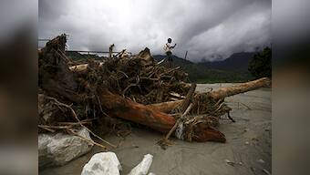 Six dead in Mexico due to landslides caused by tropical storm Earl