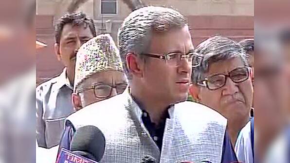 Omar Abdullah meets Pranab Mukherjee, says Kashmir unrest is a political issue