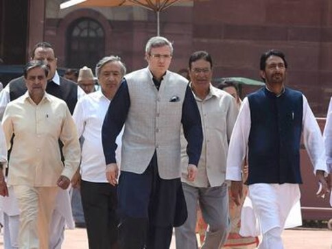 BJP terms Opposition parties' meeting with President Pranab Mukherjee as a political drama BJP terms Opposition parties' meeting with President Pranab Mukherjee as a political drama