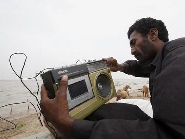 'Nawaz Sharif a weak leader': Modi govt is using AIR in radio wars against Pakistan 'Nawaz Sharif a weak leader': Modi govt is using AIR in radio wars against Pakistan