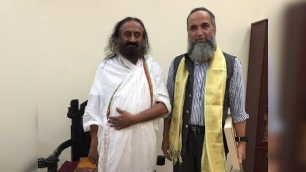 Burhan Wani's father spends 2 days at Sri Sri Ravi Shankar's ashram, discusses Kashmir issue