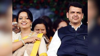 Amruta Fadnavis seeks apology from Nawab Malik for tweets linking her with `drug peddler'