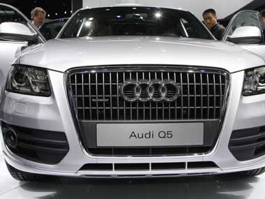 Volkswagen's India woes: Audi suspends sale of Q5 SUV here due to emission issues Volkswagen's India woes: Audi suspends sale of Q5 SUV here due to emission issues