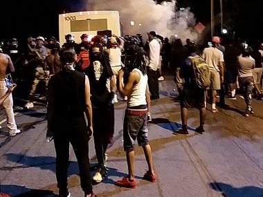 12 officers injured in North Carolina protests after police shooting in Charlotte 12 officers injured in North Carolina protests after police shooting in Charlotte