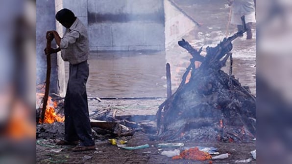 MP tribal forced to cremate wife using garbage after being turned away by crematorium