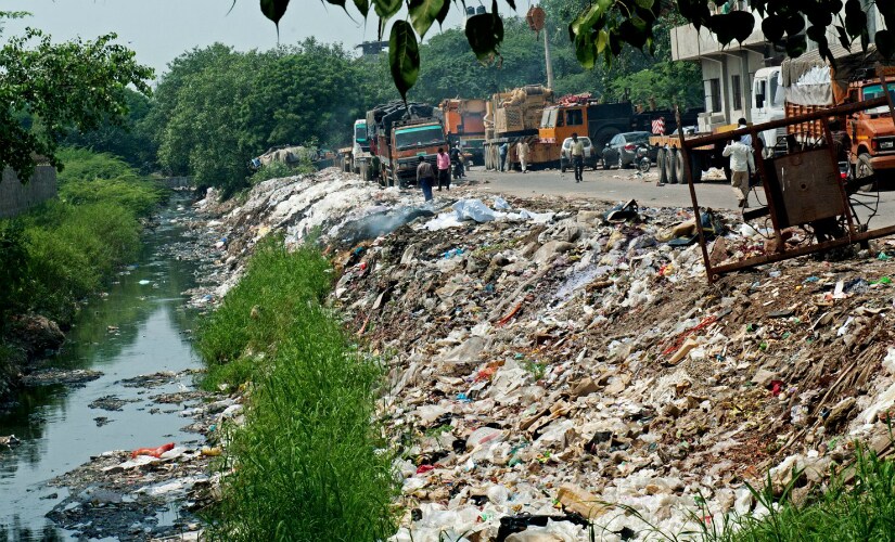 The garbage dump at Okhla, a suburban colony in south Delhi which is also known for its industrial estate. (Photos: Debobrat Ghose and Naresh Sharma)