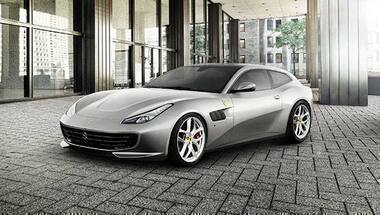 2016 Paris Motor Show: Ferrari GTC4 Lusso T unveiled