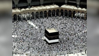 Gulf diplomatic crisis: Saudi Arabian team to visit Tehran for first time after severed ties