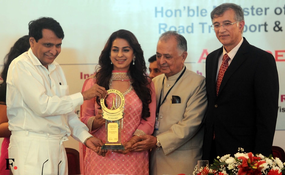 Juhi Chawla receives award from Suresh Prabhu, Union Railway Minister in the presence of Nanik Rupani, Chairman, Priyadarshni Academy and Niranjan Hiranandani, MD, Hiranandani Group, during the Priyadarshni Academy's 32nd Anniversary Global Awards function in Mumbai. Sachin Gokhale/Firstpost Juhi Chawla receives award from Suresh Prabhu, Union Railway Minister in the presence of Nanik Rupani, Chairman, Priyadarshni Academy and Niranjan Hiranandani, MD, Hiranandani Group, during the Priyadarshni Academy's 32nd Anniversary Global Awards function in Mumbai. Sachin Gokhale/Firstpost