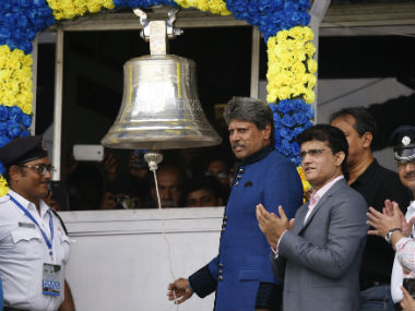 India vs New Zealand: Kapil Dev inaugurates bell ringing ritual at Eden Gardens India vs New Zealand: Kapil Dev inaugurates bell ringing ritual at Eden Gardens
