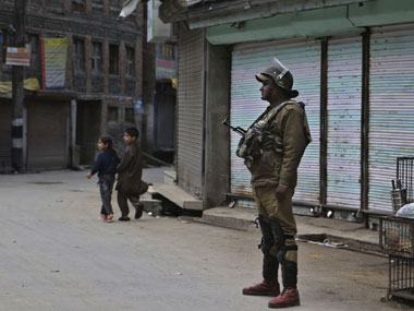 Kashmir: Army uses operations 'Calm Down' and 'Jadoo ki Jhappi' for law and order in Anantnag Kashmir: Army uses operations 'Calm Down' and 'Jadoo ki Jhappi' for law and order in Anantnag