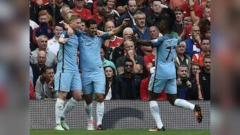 Manchester City draw first blood in Premier League title race with derby win over United