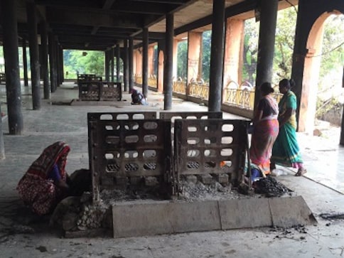 Ashes to ashes: Matang women sift through funeral pyres to earn their livelihood; it's killing them Ashes to ashes: Matang women sift through funeral pyres to earn their livelihood; it's killing them
