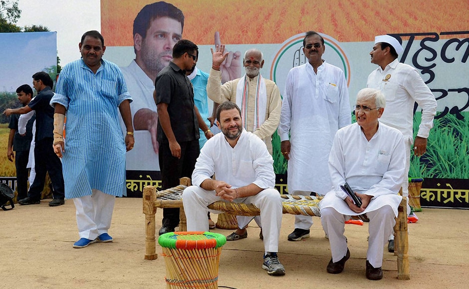 Congress leaders, travelling with the party scion, were quick to deflect criticism over the matter, saying attacking the party on the issue would boomerang on the opposition as these khats still hold importance in the countryside. The party has arranged 10,000 khats for the entire campaign. (Photo: PTI) Congress leaders, travelling with the party scion, were quick to deflect criticism over the matter, saying attacking the party on the issue would boomerang on the opposition as these khats still hold importance in the countryside. The party has arranged 10,000 khats for the entire campaign. (Photo: PTI)