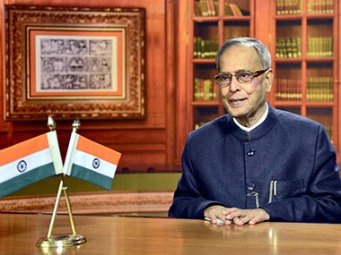 Read President Pranab Mukherjee's lips; isn't he saying budget won't be postponed? Read President Pranab Mukherjee's lips; isn't he saying budget won't be postponed?