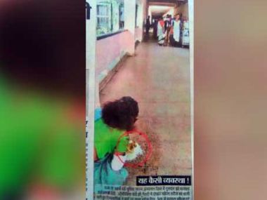 Ranchi hospital serves food to patient on floor, says 'no plates' Ranchi hospital serves food to patient on floor, says 'no plates'