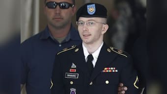Chelsea Manning ends hunger strike after US Army agrees to provide gender surgery