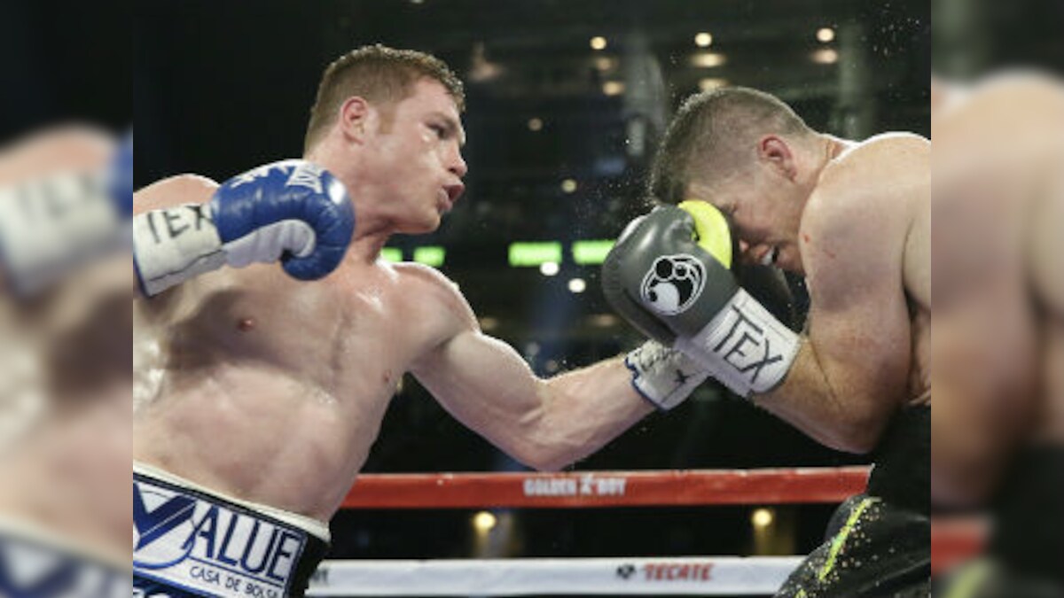 Canelo Alvarez ends Liam Smith's undefeated run in Super Welterweight world title bout