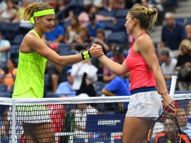 US Open 2016: Simona Halep wins first full match under roof to reach third round US Open 2016: Simona Halep wins first full match under roof to reach third round