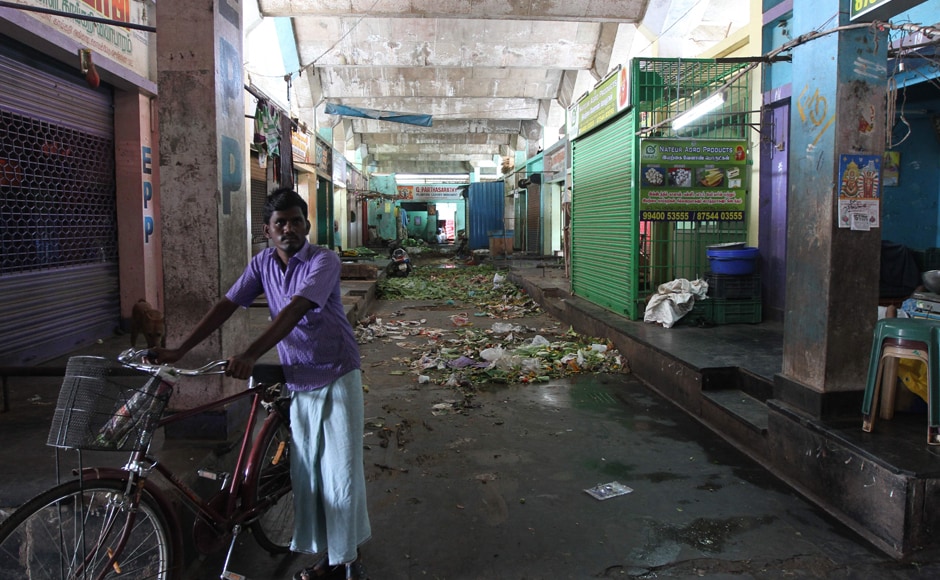About 20,000 small and medium scale units in and around Chennai extended support to the baqndh and downed shutters. V Srinivasulu About 20,000 small and medium scale units in and around Chennai extended support to the baqndh and downed shutters. V Srinivasulu