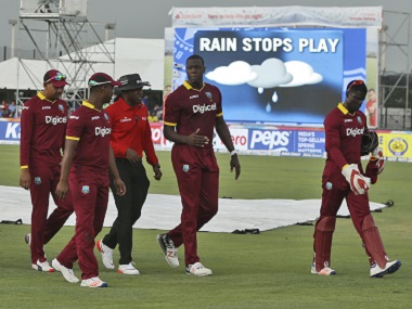 Miffed MS Dhoni complains to BCCI about 'technical failures' delaying West Indies T20I Miffed MS Dhoni complains to BCCI about 'technical failures' delaying West Indies T20I