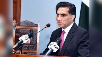 Pakistan briefs envoys of P5 countries over 'unprovoked firing' by India on LoC