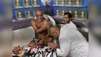 On International Day of Peace, Vishal Dadlani makes peace with Tarun Sagar... and others?